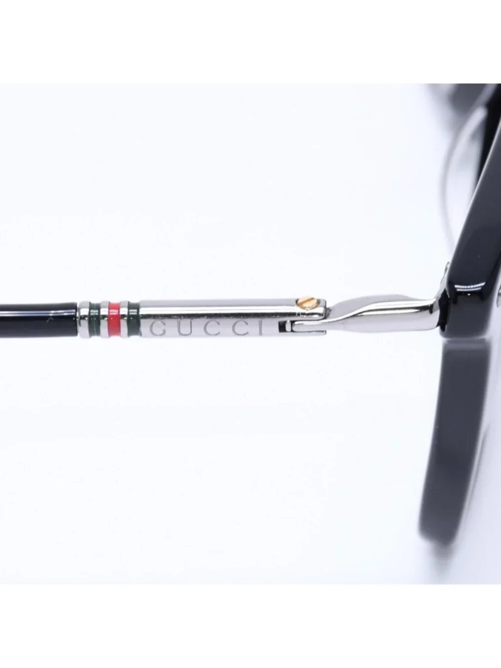 Gucci Sunglasses Eyewear 17 145 Black Red Green Silver